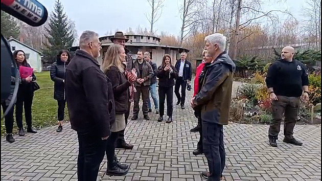 Prezident poznává přírodní krásy Karlovarského kraje i pohovoří se studenty