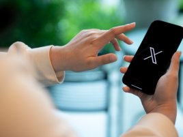 Kolaps přihlášení na X: Neúspěšná změna zabezpečení zamkla tisíce lidí venku