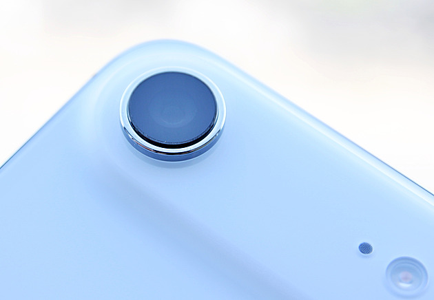 I s jedním foťákem kouzlí. iPhone Air je dobrý fotomobil, říká test