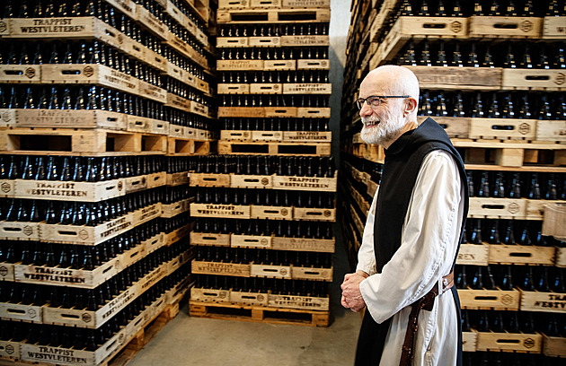 Předražené přeprodeje i úbytek mnichů. Co trápí belgické klášterní pivovary