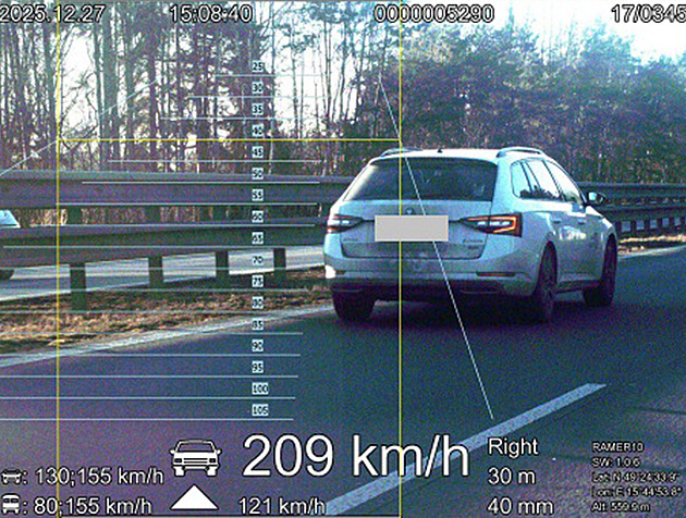 Tři „závodníci“ přišli na Vysočině o řidičák během pár hodin, rekordman jel 209 km/h