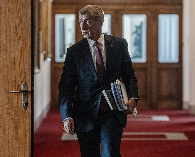 Česko může být lepší místo pro život, řekl Babiš. Chce nahradit služební zákon