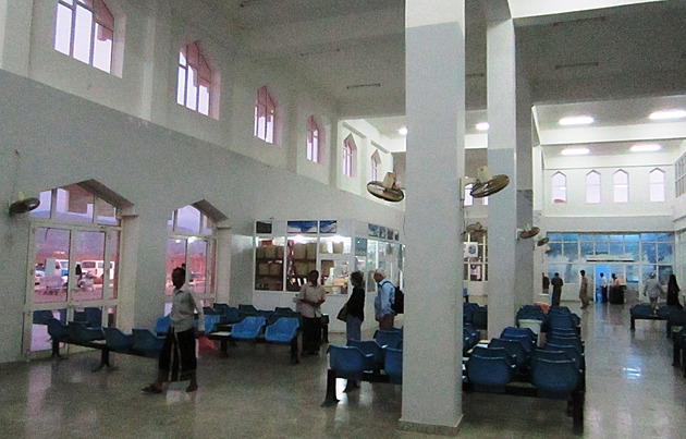 Konflikt uvěznil Čechy na jemenském ostrově. Cestují tam navzdory varování