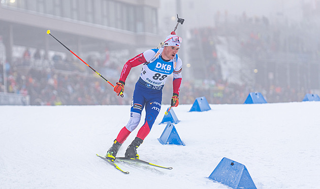 Biatlon ONLINE: Muži jedou štafetu, českou čtveřici startuje Mikyska