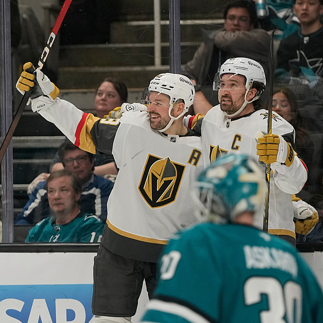 Hertl šel v NHL ve stopách Pastrňáka, proti San Jose zazářil pěti body