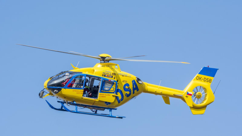 Nebezpečným plynem se otrávil muž na Klatovsku. Na místě zemřel, pro dalšího letěl vrtulník