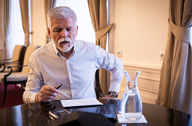 Prezident Pavel je na návštěvě Ukrajiny, setká se i se Zelenským