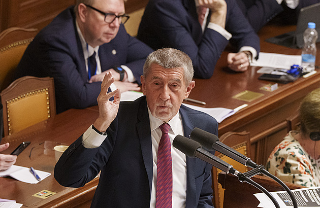 Babiš poslal Hřiba, ať se jde léčit. Nedá se to léčit ambulantně, řekl mu