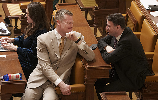 Koalice prosadila usnesení, ať Pavel dodržuje Ústavu při jmenování ministrů