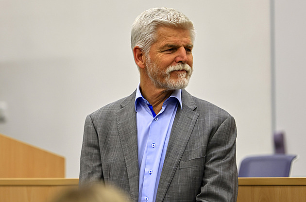Pavel zrušil schůzku politiků na Hradě. Okamura odmítl Rusko jako hlavní hrozbu