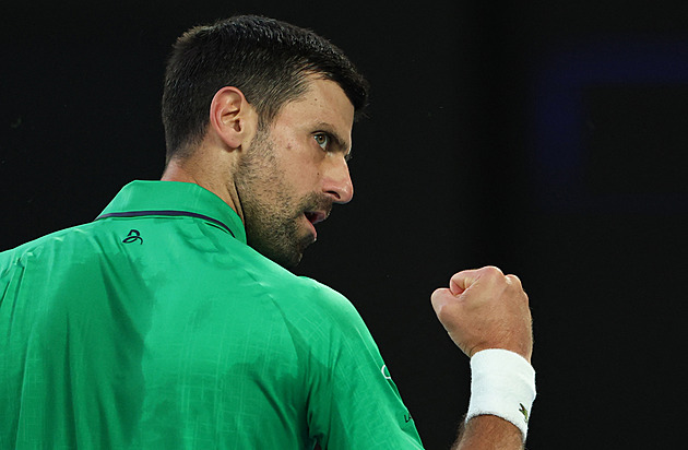Australian Open ONLINE: Boj o titul i zápis do historie. Djokovič jasně bere první set
