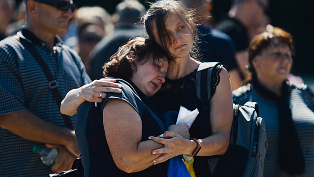 GLOSA: Jedny vykopat, druhé zakopat. Ale Manského Čas do zásahu ví, že žít se musí