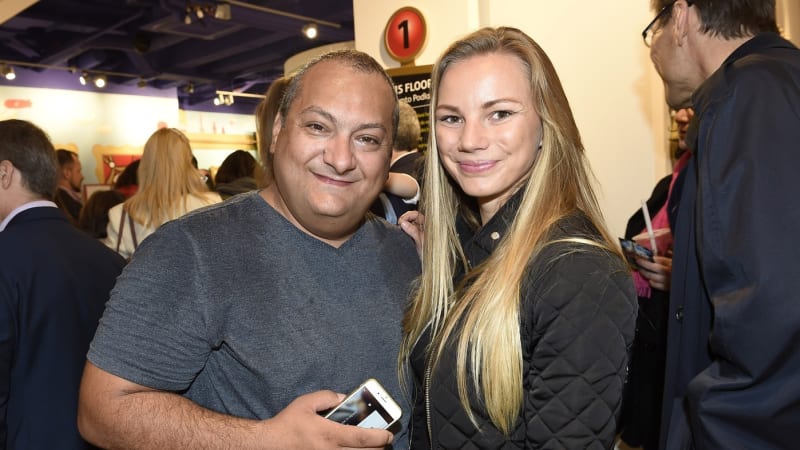 První nedožité narozeniny Hezuckého: Nikola dojala vzkazem do nebe, v éteru se rozezněla báseň