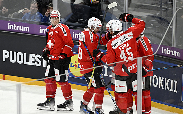 ONLINE: Startuje česká skupina. Švýcarští hokejisté proti Francii rychle zvyšují