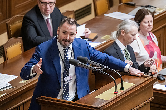 Babiš představil nového kandidáta do vlády. Je to poslanec Červený