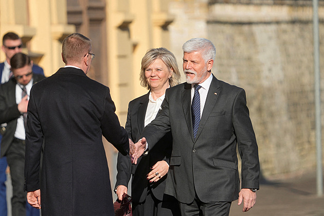 Lotyšský prezident ocenil českou muniční iniciativu. S Pavlem řešili i konflikt v Íránu