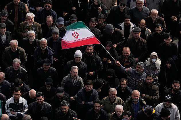 Írán odmítl mírový návrh USA. Žádá víc, než měl před válkou, a hrozí novou frontou