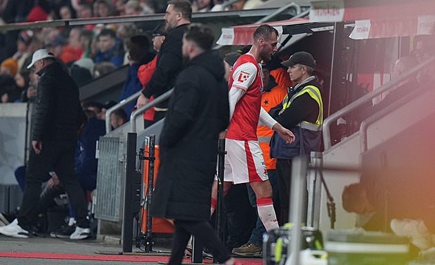 ONLINE: Slavia - Plzeň 0:0, červenou kartu vidí Chorý kvůli plivnutí na soupeře