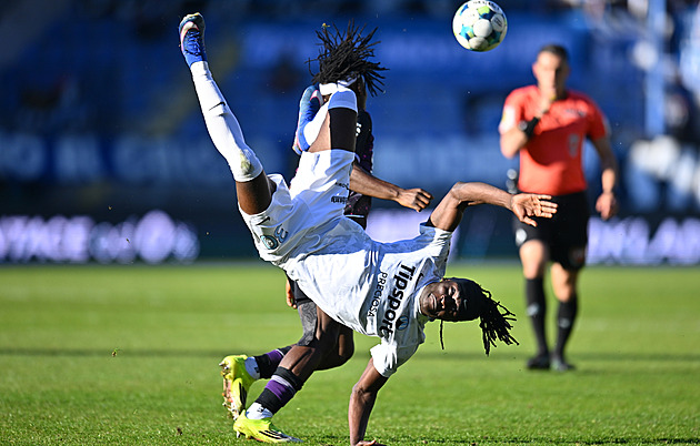 Liberec - Slavia 1:2, emoce v závěru. Hostům stačí k titulu porazit Spartu
