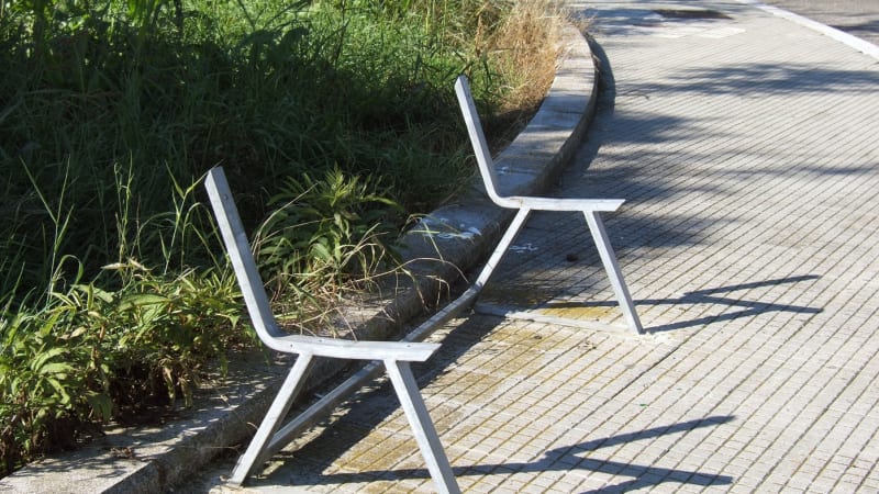 Vážné zranění tříletého Adámka u jezírka: Šokovaná rodina viní město, žádá odškodné