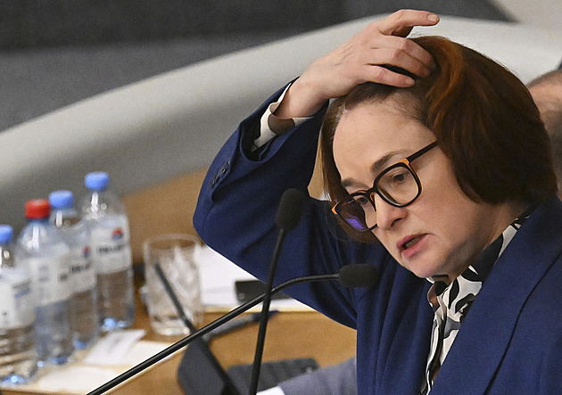 V Rusku zmizela šéfka centrální banky. Kreml jí přistřihl křídla, spekuluje se