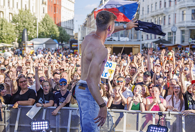Brno stojí za to! Motorkáři už velebí českou pohostinnost a levné pivo
