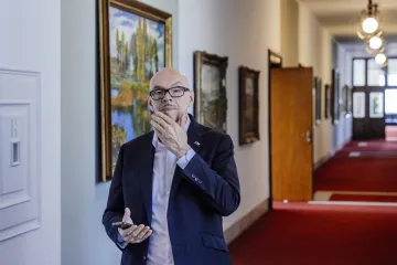 Ke stažení vládní kulturní politiky vyzvaly profesní organizace, spolky i odbory